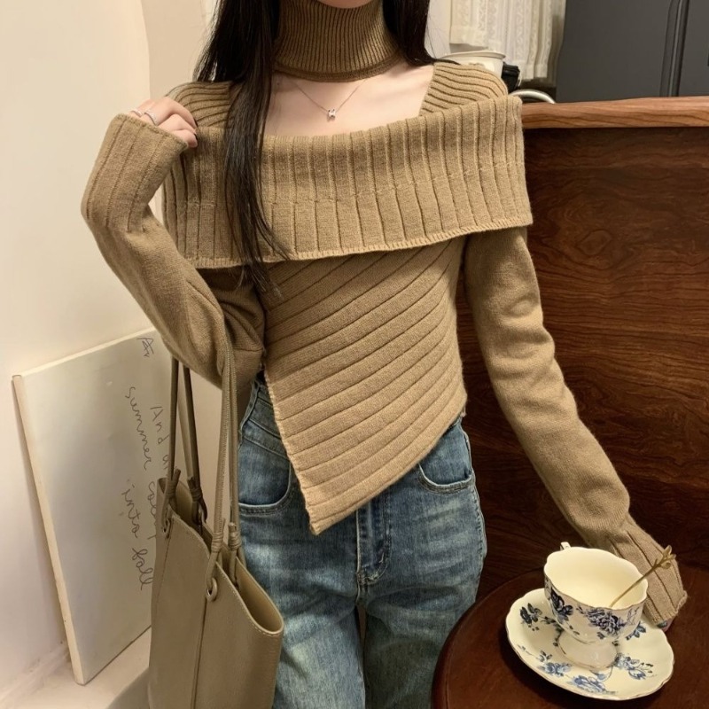 Cropped Female Pullover Christ - огляд і ціна Winter Clothing Offer