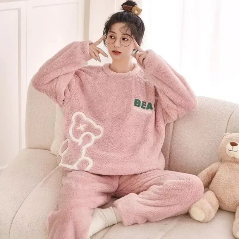 Warm Sleepwear for Winterthick - огляд і ціна Winter Clothing Offer